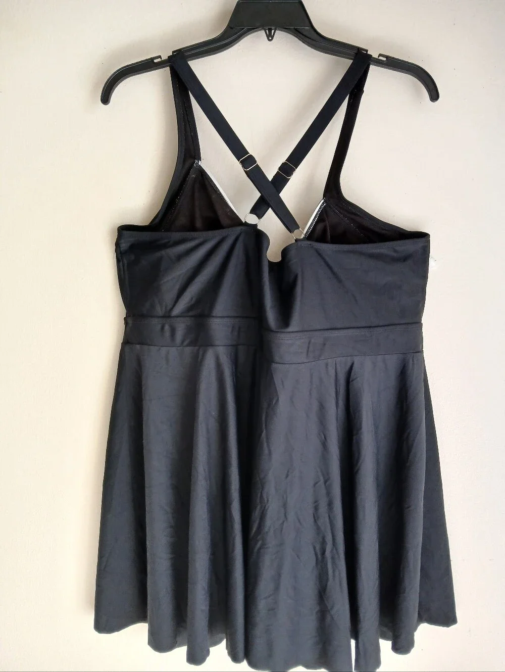 Bloom Chic Swim Top Size 26 Black White